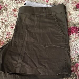 J Crew Classic Cotton Olive Green Women's 5” Shorts Like New